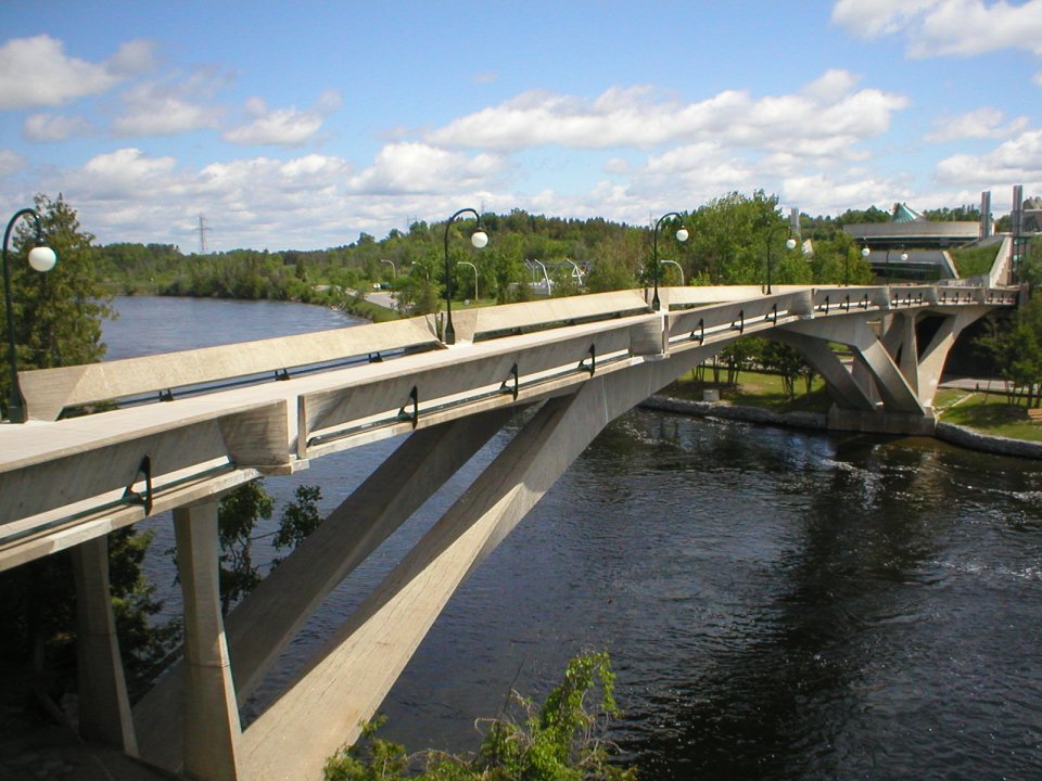 The Faryon Bridge at Trent University in Peterborough, ON, connecting the west and east banks of the Otonabee River.